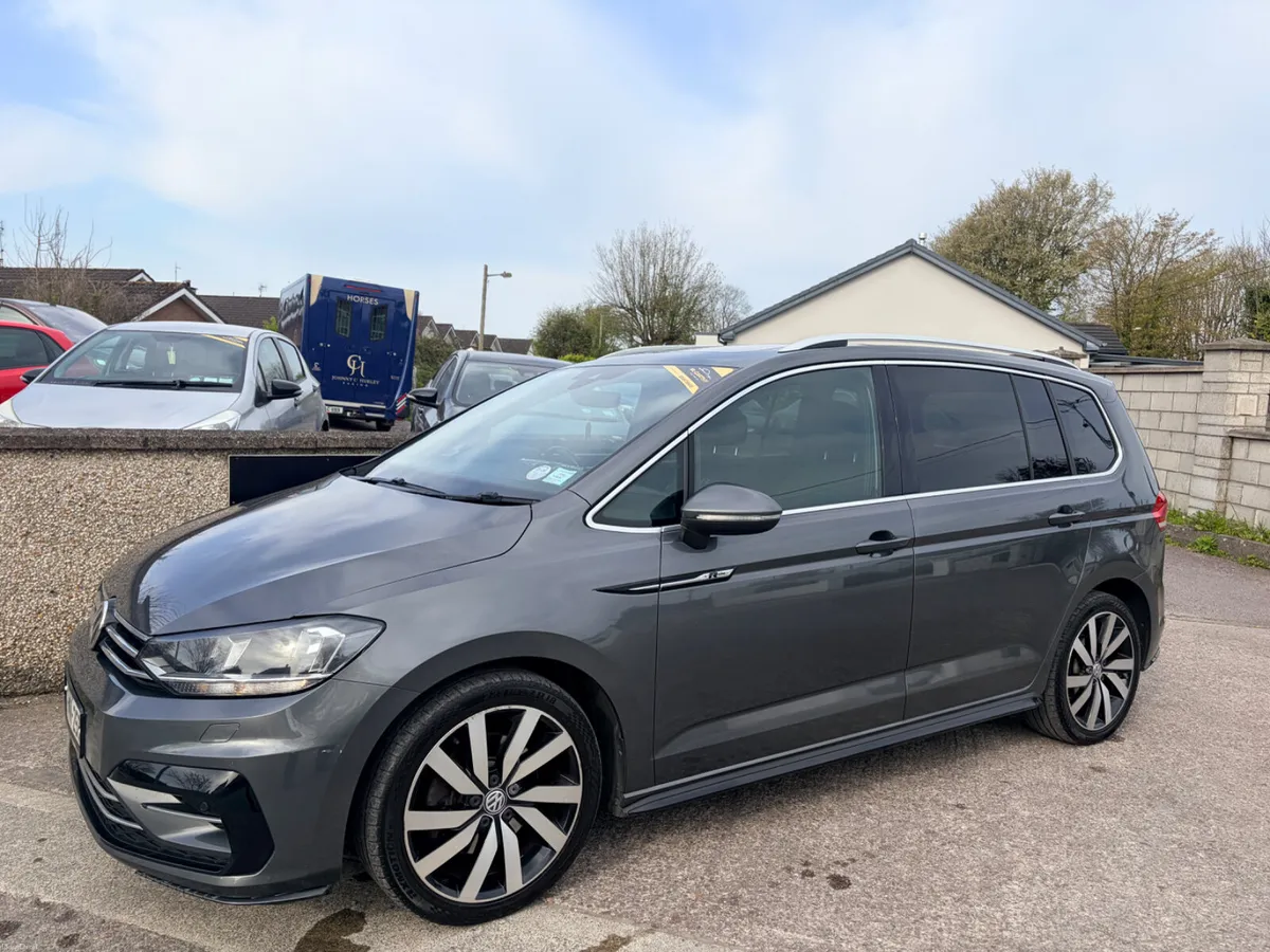 Volkswagen Touran R line 7 seater - Image 4