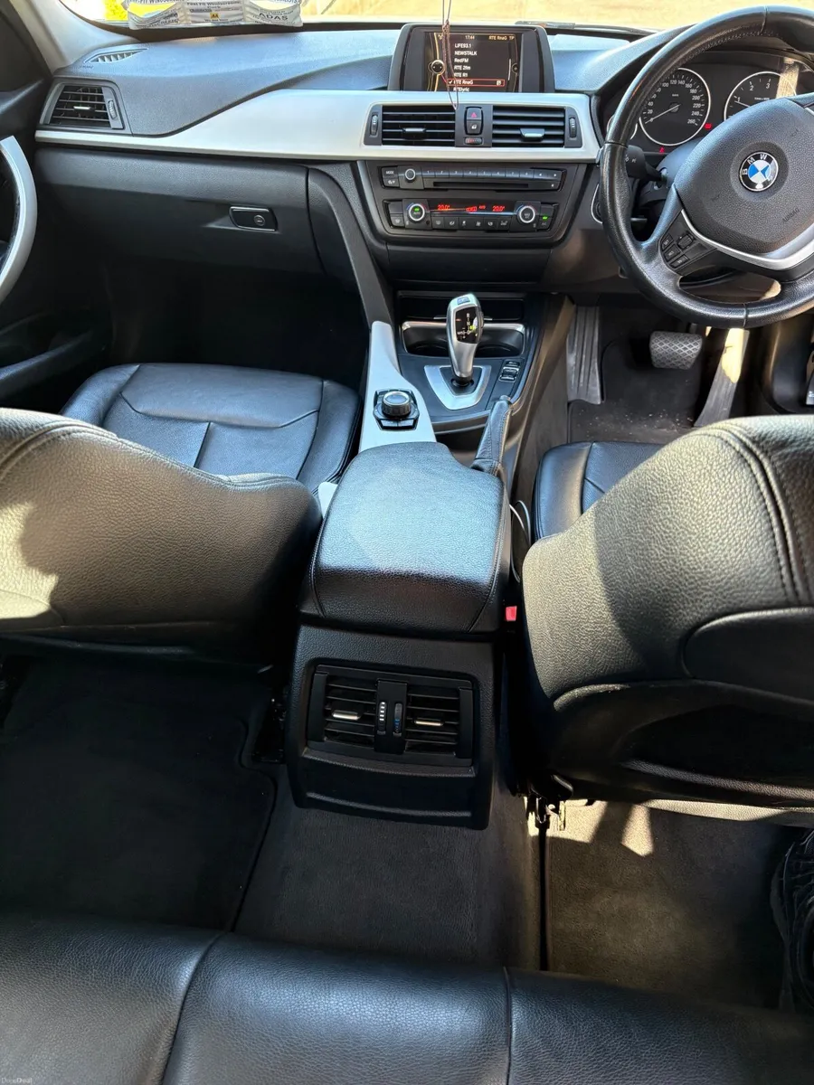 BMW 318d estate 2013 - Image 4
