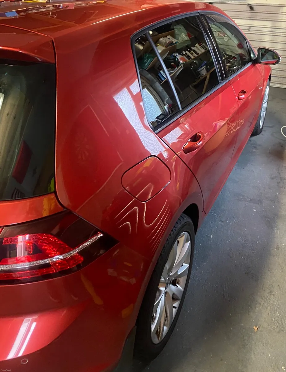 Volkswagen Golf 2015 - Image 1