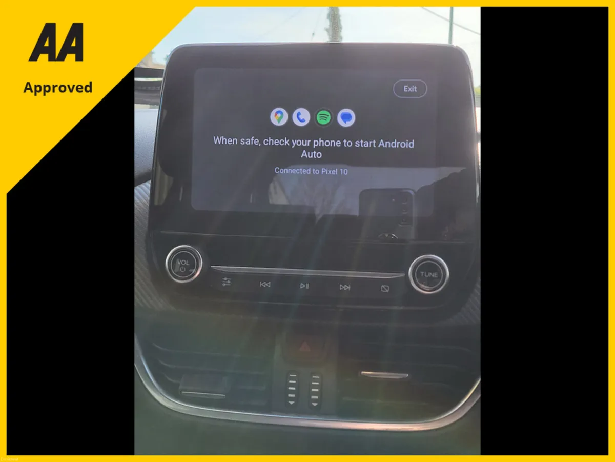 Ford Puma 5 DOOR ST-LINE X 1L MHEV 4DR - Image 4