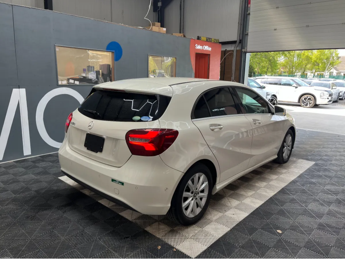 Mercedes-Benz A-Class 2017 MERCEDES-BENZ A180 1.6 - Image 2