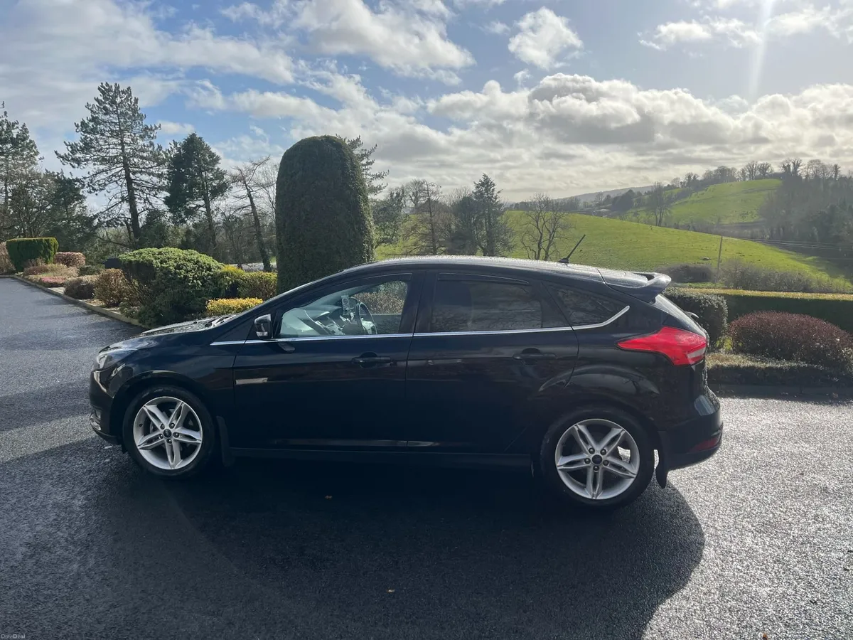 Ford Focus 2017 - Image 3