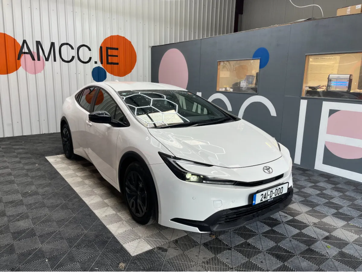 Toyota Prius €30950 2024 TOYOTA PRIUS X 1.8 AUTOMA - Image 1