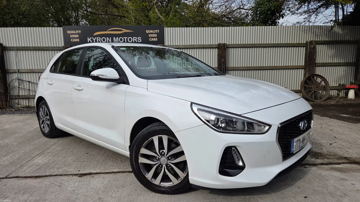 172 Hyundai i30 Deluxe 1.4 | NCT 07/27 | FSH | War - Image 1