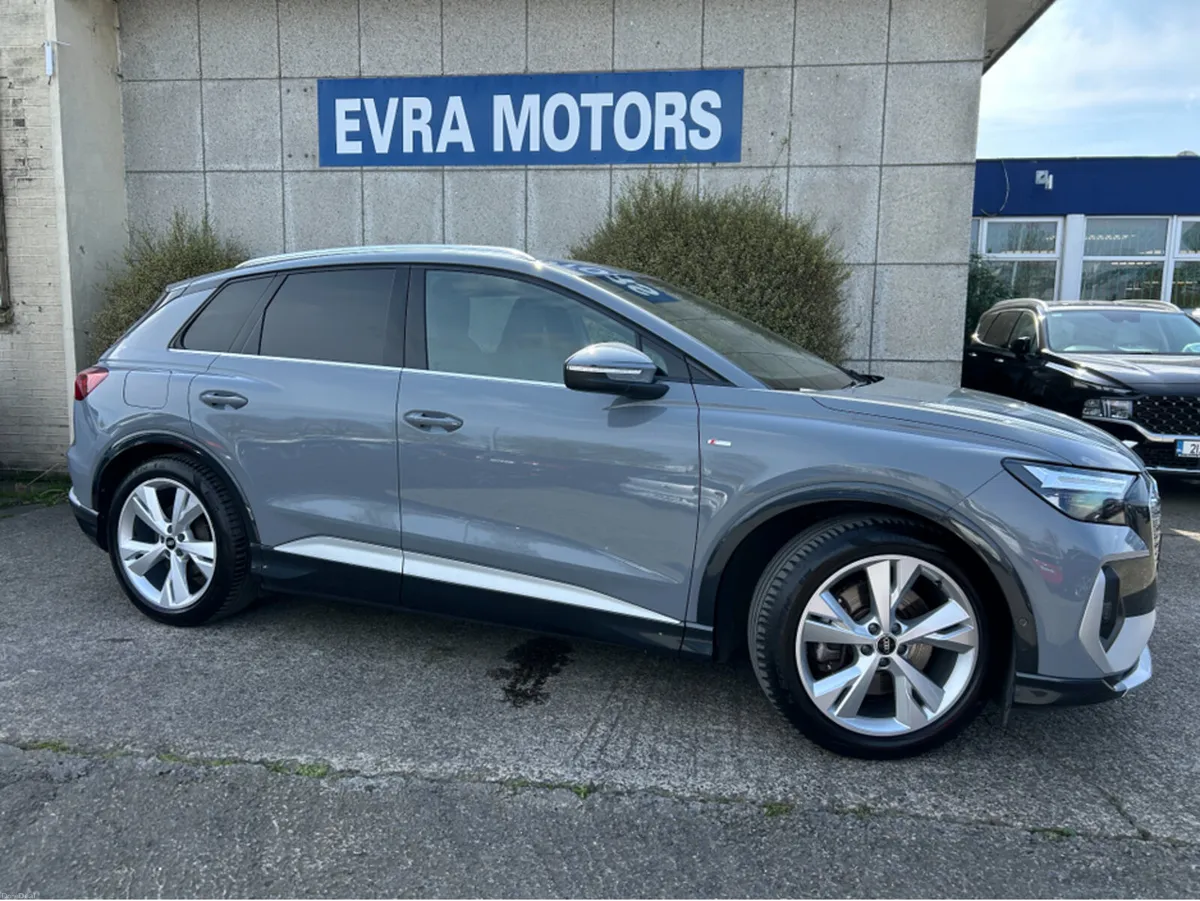 Audi Q4 e-tron 40 E-Tron S-LINE 204PS 5DR **BIGGER - Image 3