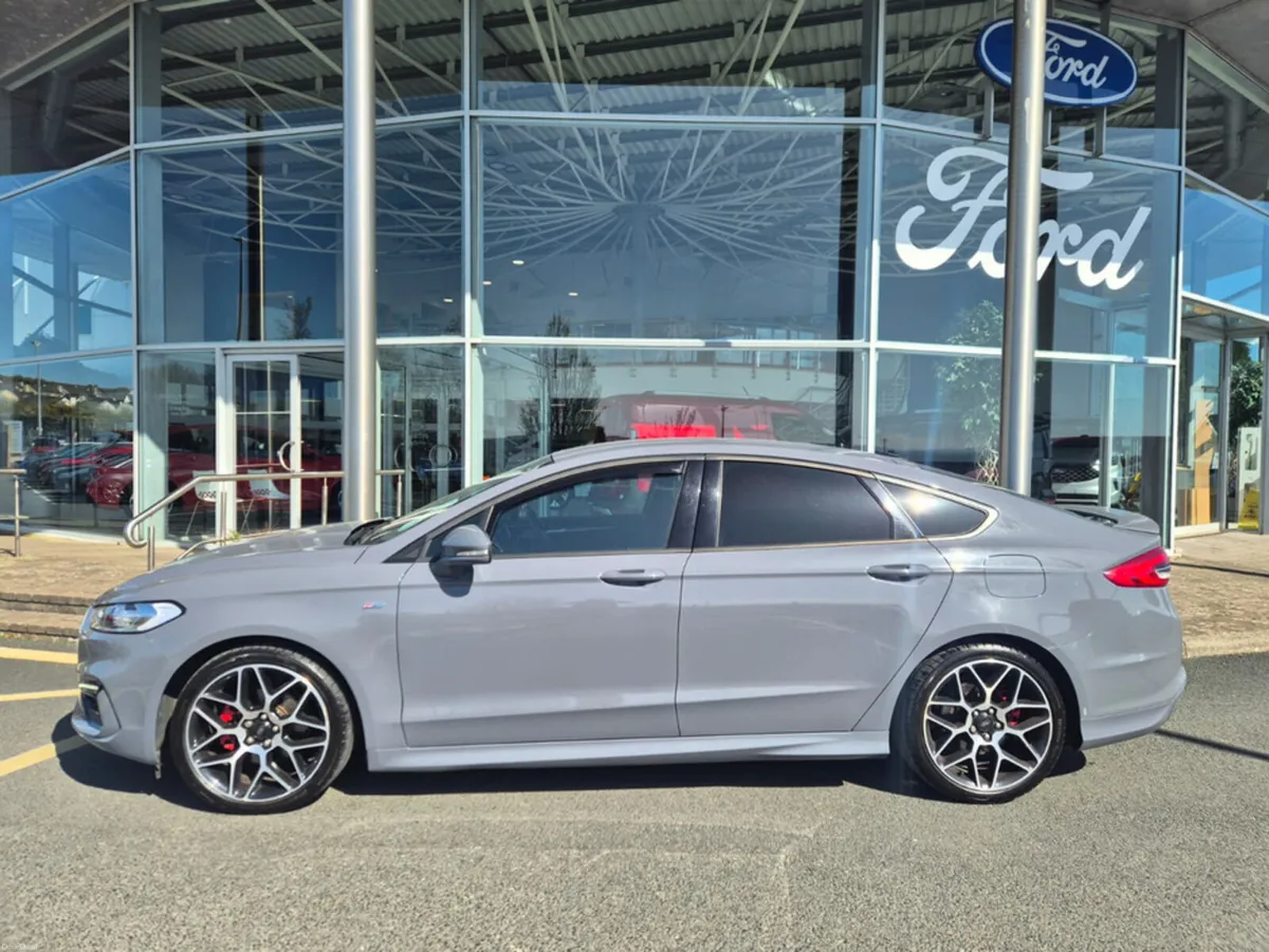 Ford Mondeo ST-LINE X 2.0TD 150PS 5DR - Image 2