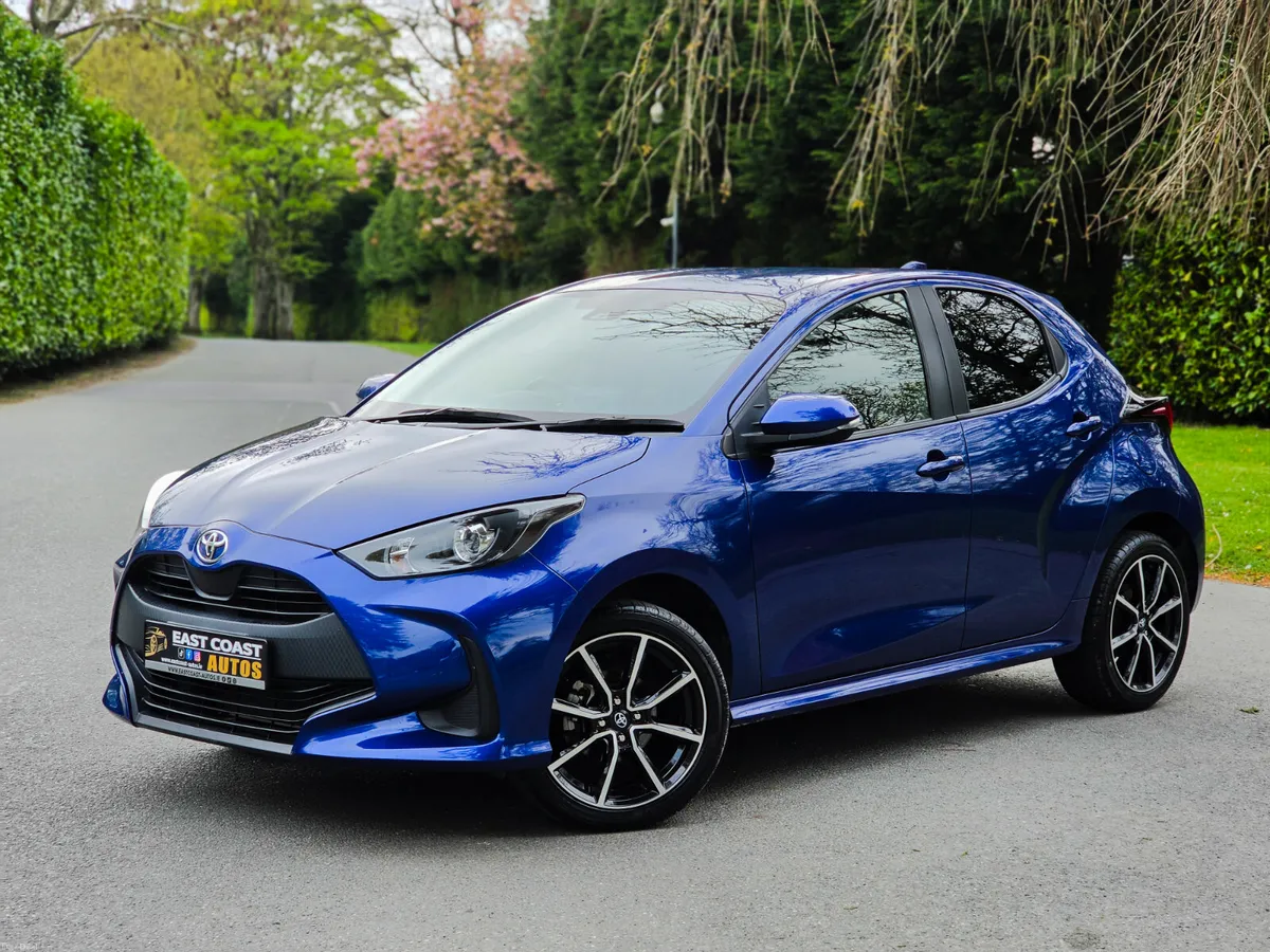 2021 Toyota Yaris 1.5 Petrol Auto Luna Sport AWD - Image 1
