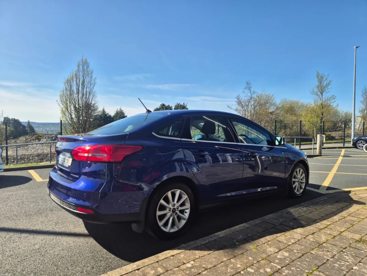 Ford Focus TITANIUM 1.5 TD 95PS 6SPEED 4DR - Image 6