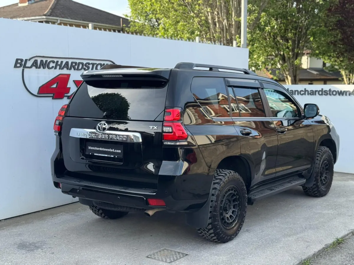 Toyota Land Cruiser PRADO 4X4 LWB TX - Image 4