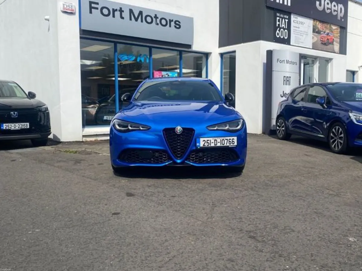 Alfa Romeo Giulia Veloce, 2.0T 280bhp, Rear Wheel - Image 2
