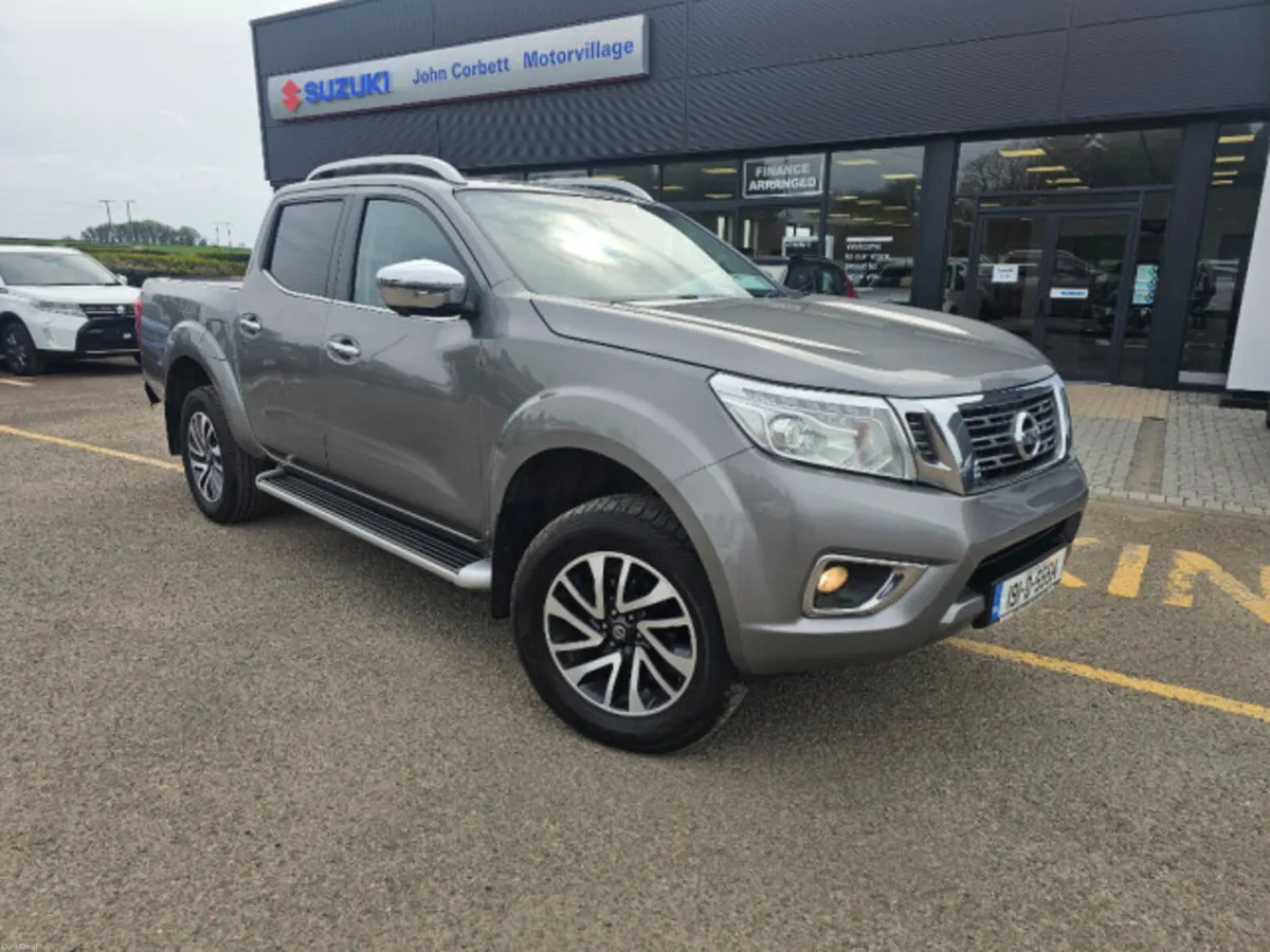 Nissan Navara 2.3 DCI Tekna Auto - Image 3