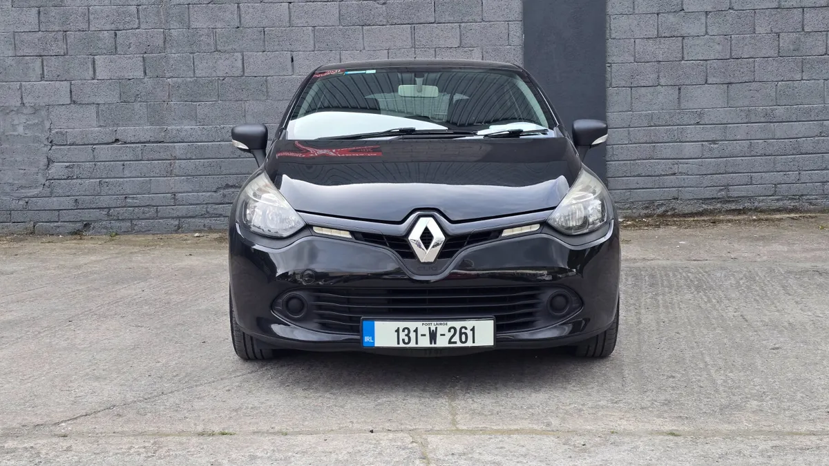 2013 Renault Clio 1.1 Petrol Expression - Image 2