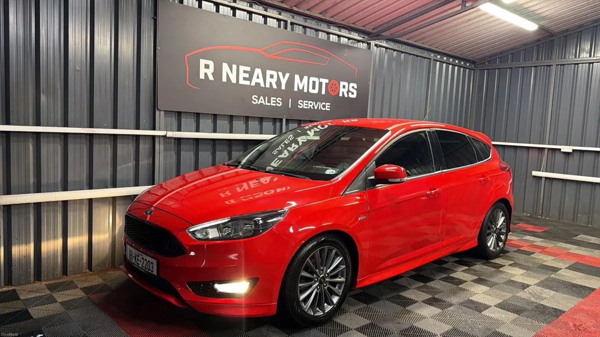 2018 Ford Focus 1.0 Petrol Manual ST-Line 86Kms - Image 4
