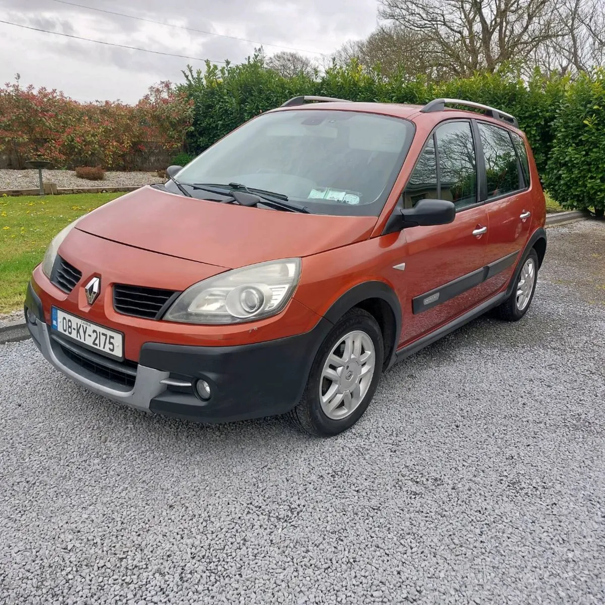 2008 renault scenic nct 2/27 tax 7/26 ta5€280 - Image 1