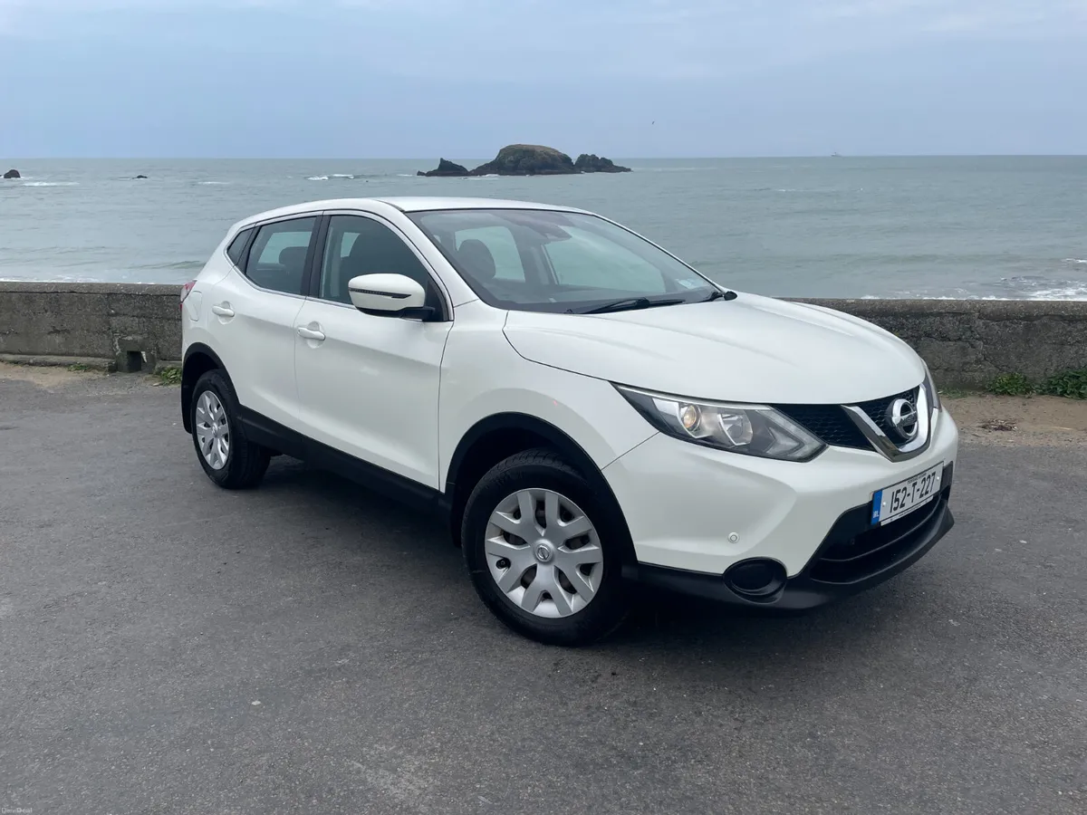 152 Nissan Qashqai.. Low KMs.. Car is Like New - Image 1