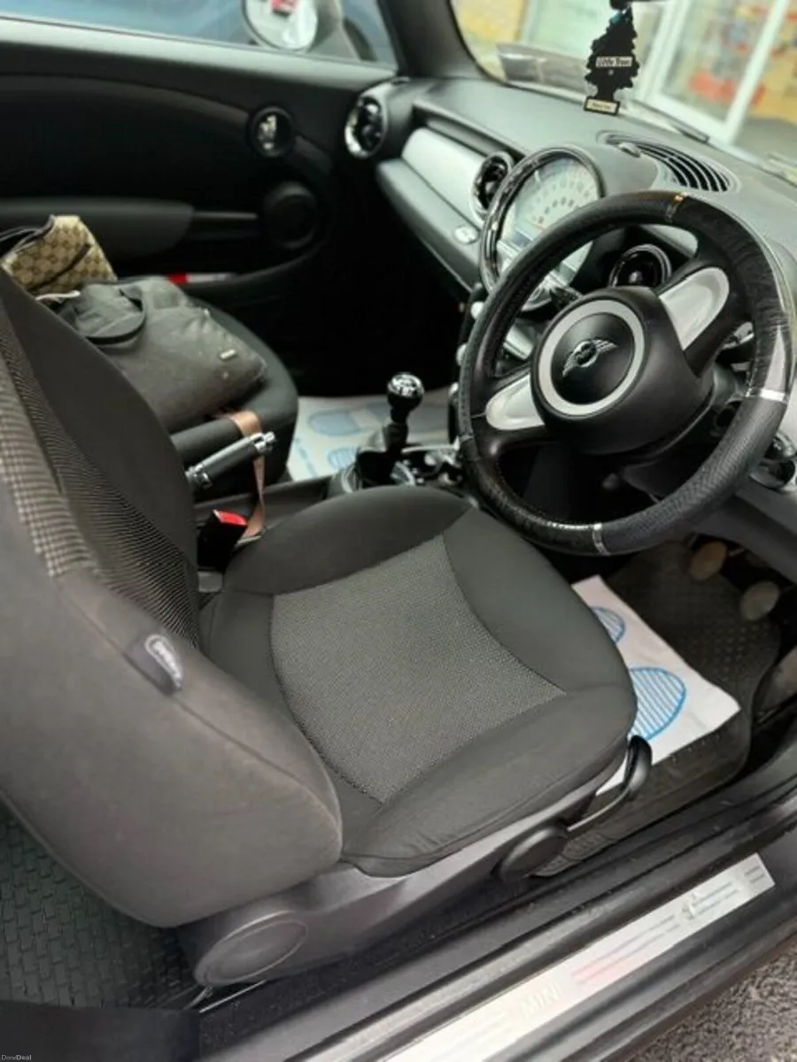 Mini One 2010 - Image 4