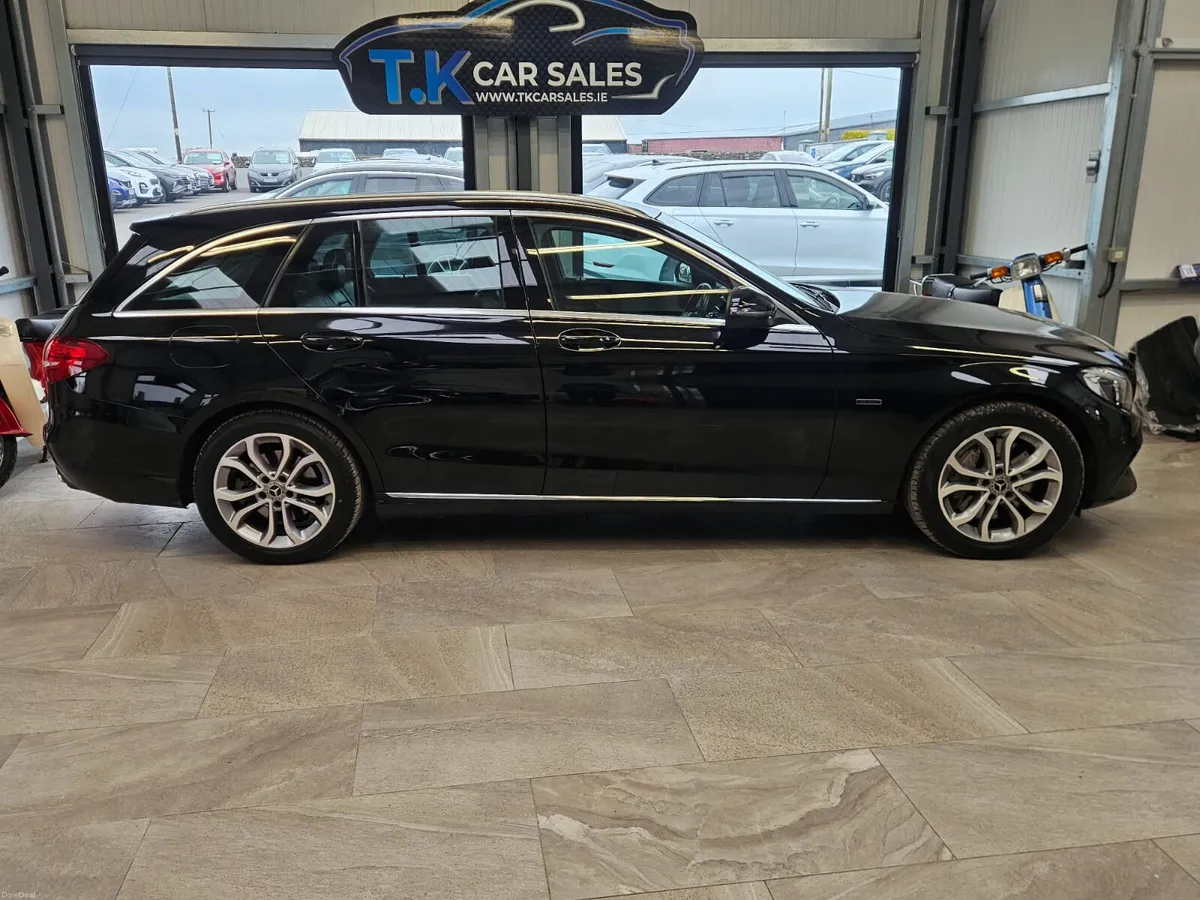 18 MERCEDES BENZ C-CLASS 350 E PLUG IN HYBRID - Image 2