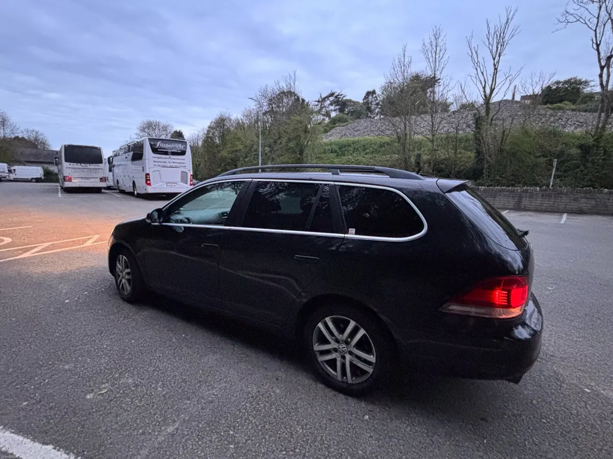 VW Golf Estate Automatic - 129km - NCT March 2027 - Image 2