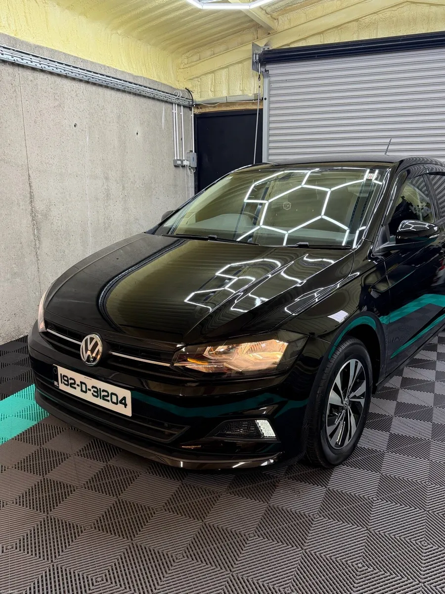 192D VW POLO - AUTOMATIC - 33,xxxKMS!! - Image 2