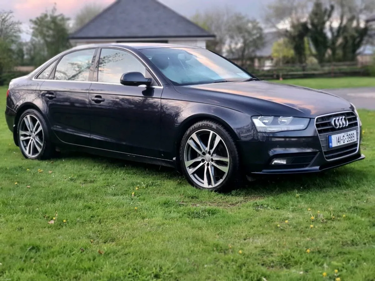 AUDI A4 SE TECHNIK UK SPEC 2014 - Image 4