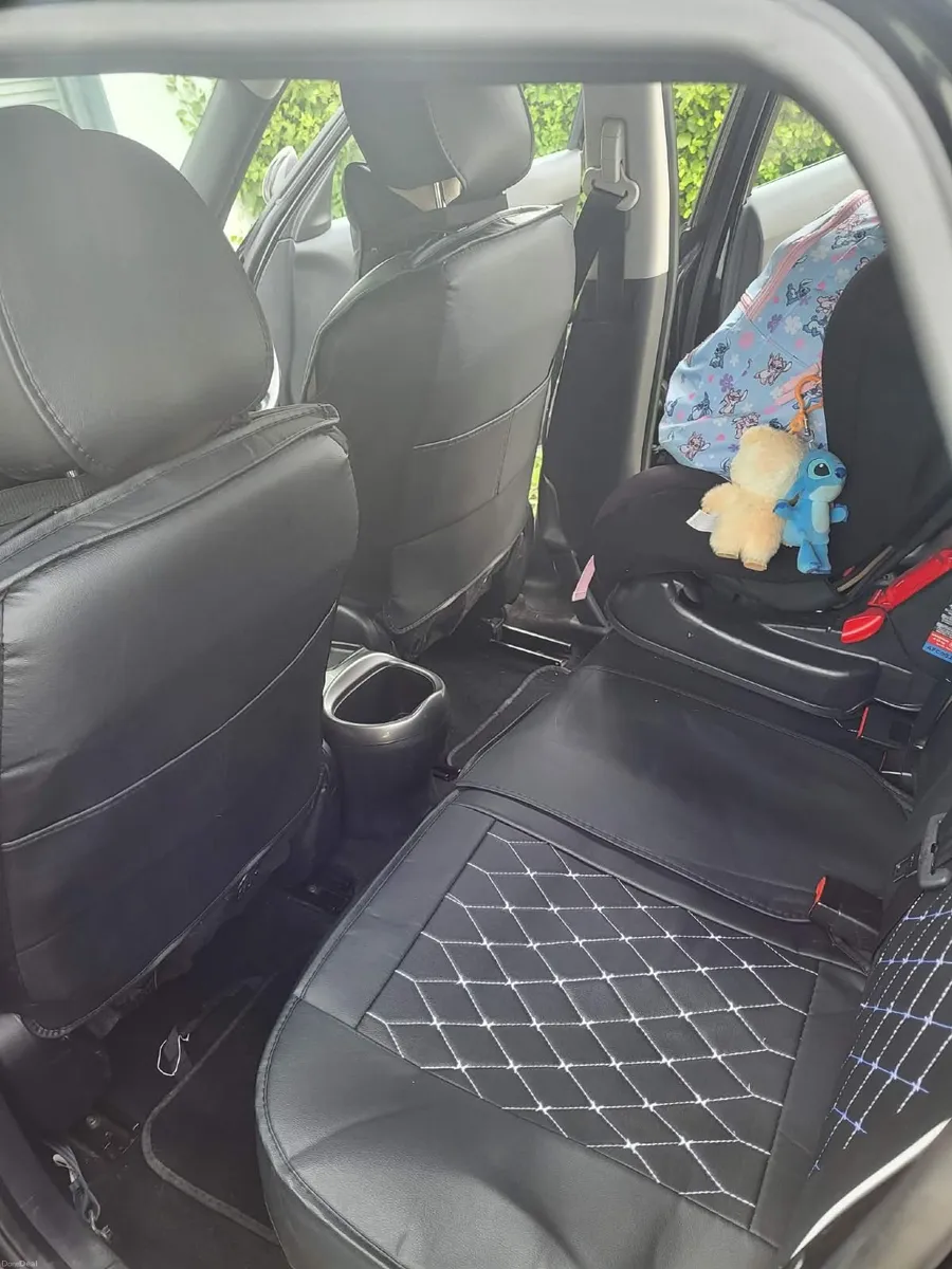 Nissan Juke 2011 - Image 3