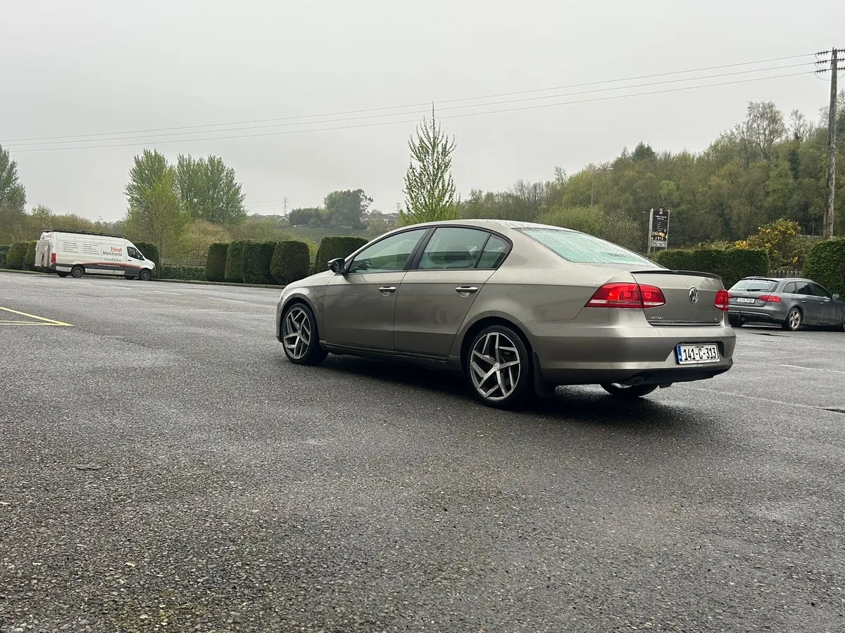 2014 Volkswagen Passat 1.6 TDI Test 6/27 Tax 6/26 - Image 3