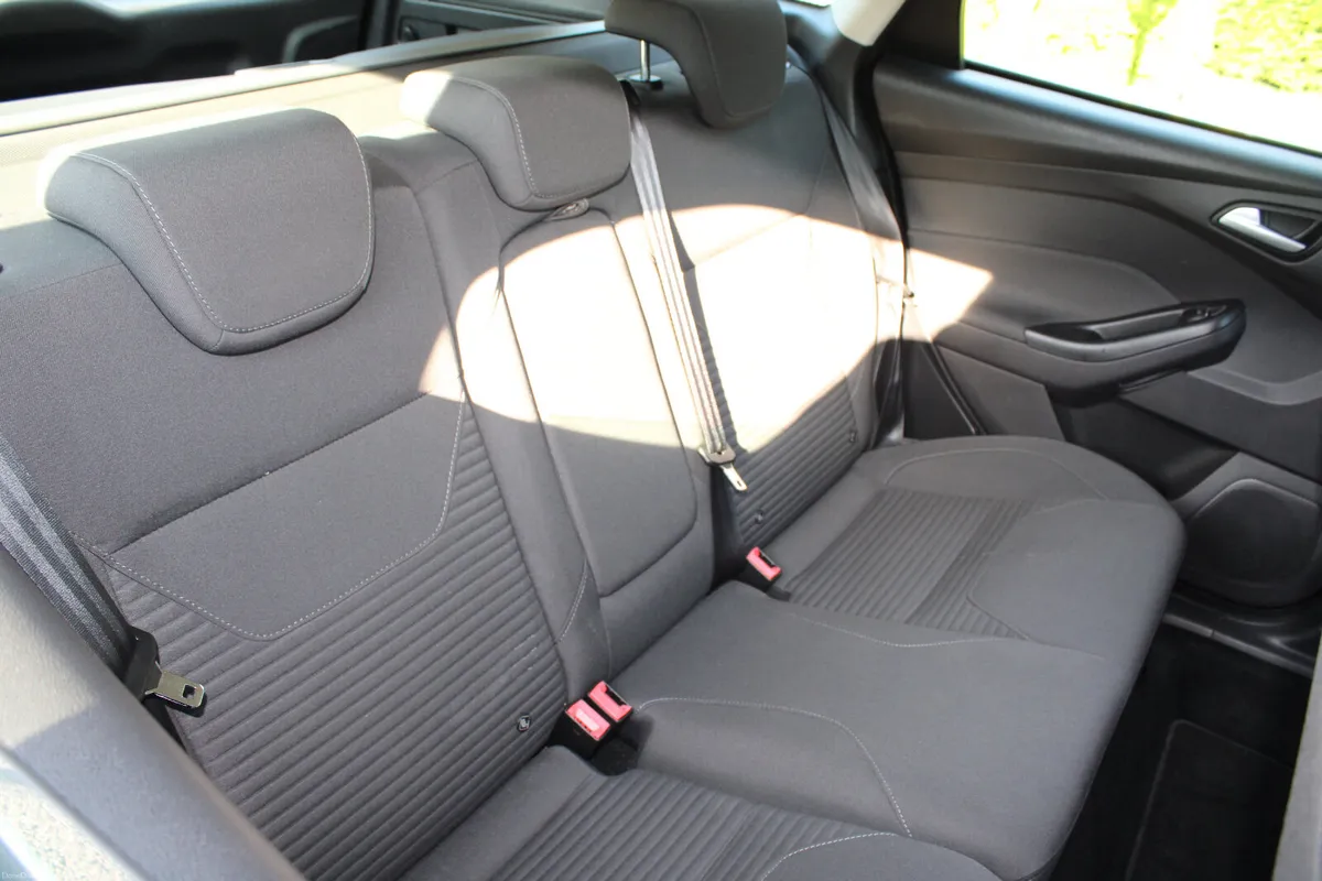 2014 FORD FOCUS TITANIUM 1.6 TDCI 115bhp.