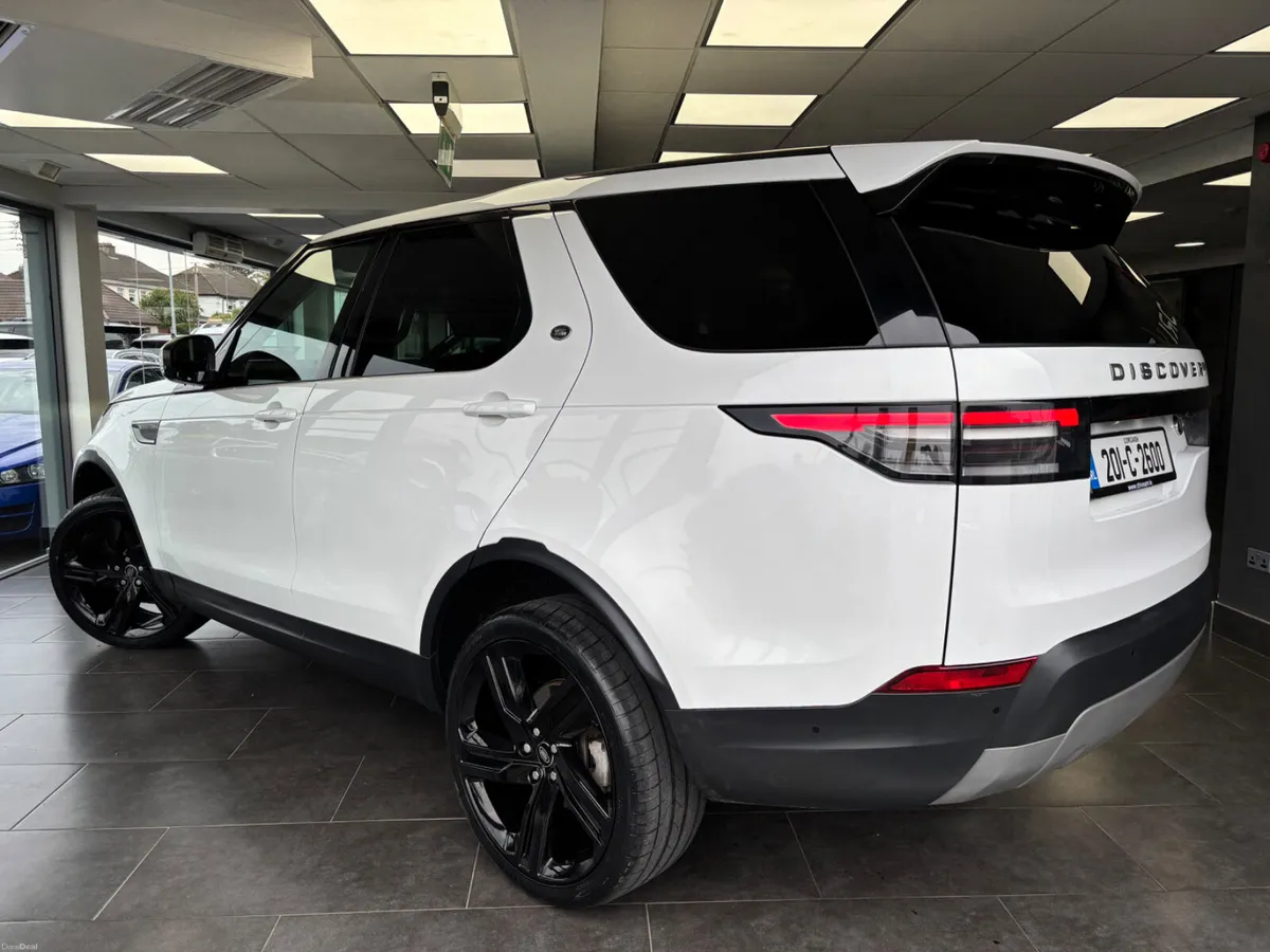 Land Rover Discovery 2020 SE ***2 Year Warranty ** - Image 3