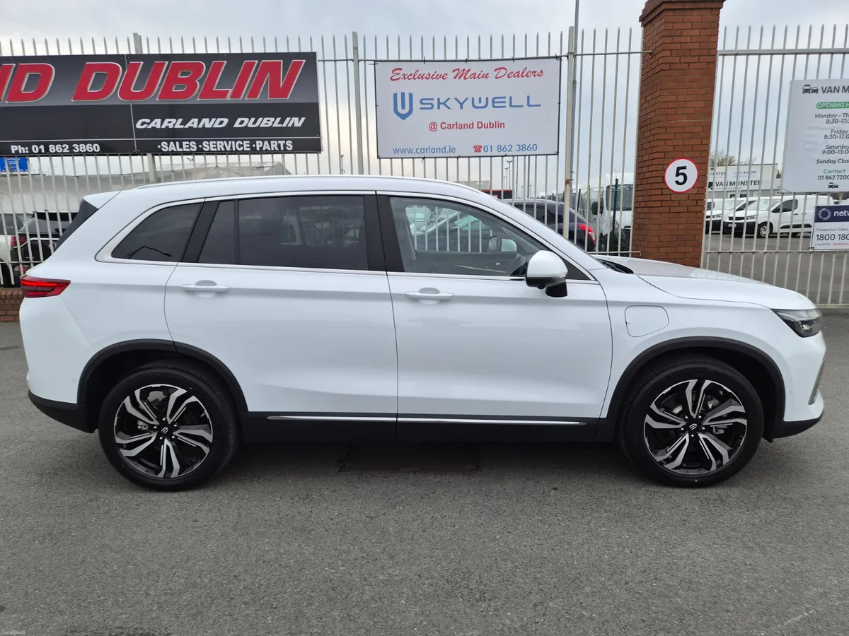 All new 2026 Skywell BE11 @Carland Dublin - Image 3