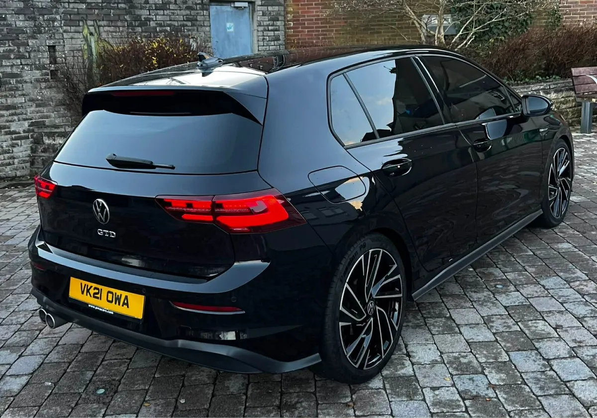 2021 VW GOLF GTD 200BHP 31k MILES - Image 2