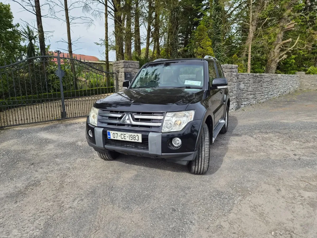 Mitsubishi Pajero 2007 - Image 2