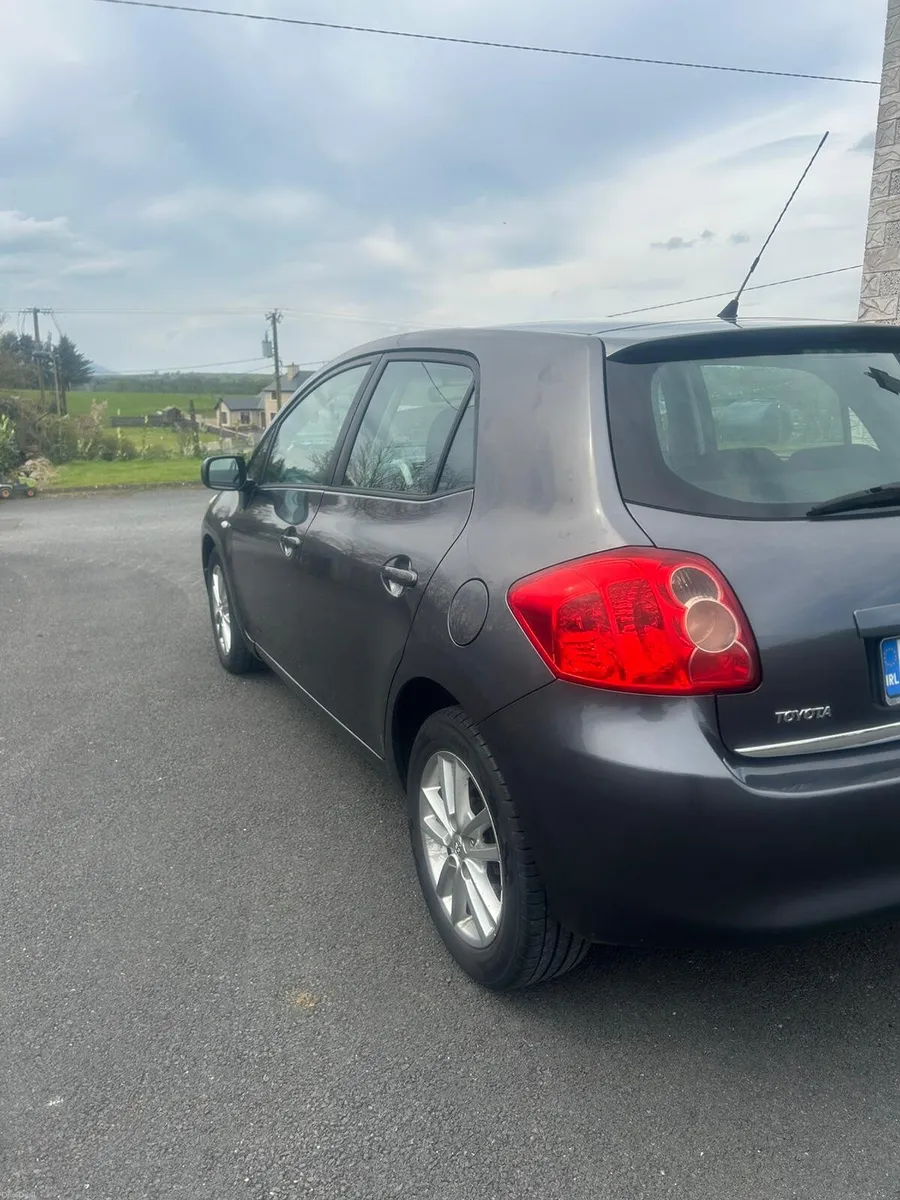 Toyota Auris 2008 - Image 3