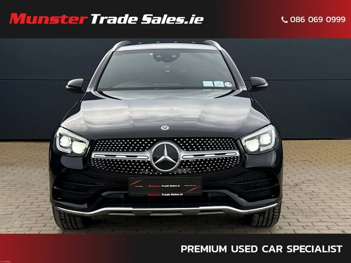 Mercedes-Benz GLC 300d 4MATIC AMG Line - Image 4