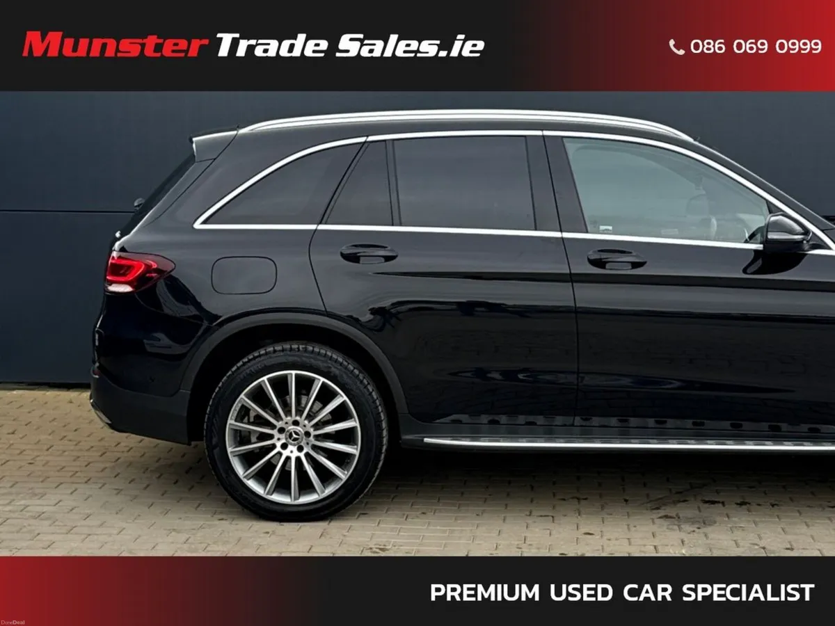 Mercedes-Benz GLC 300d 4MATIC AMG Line - Image 2