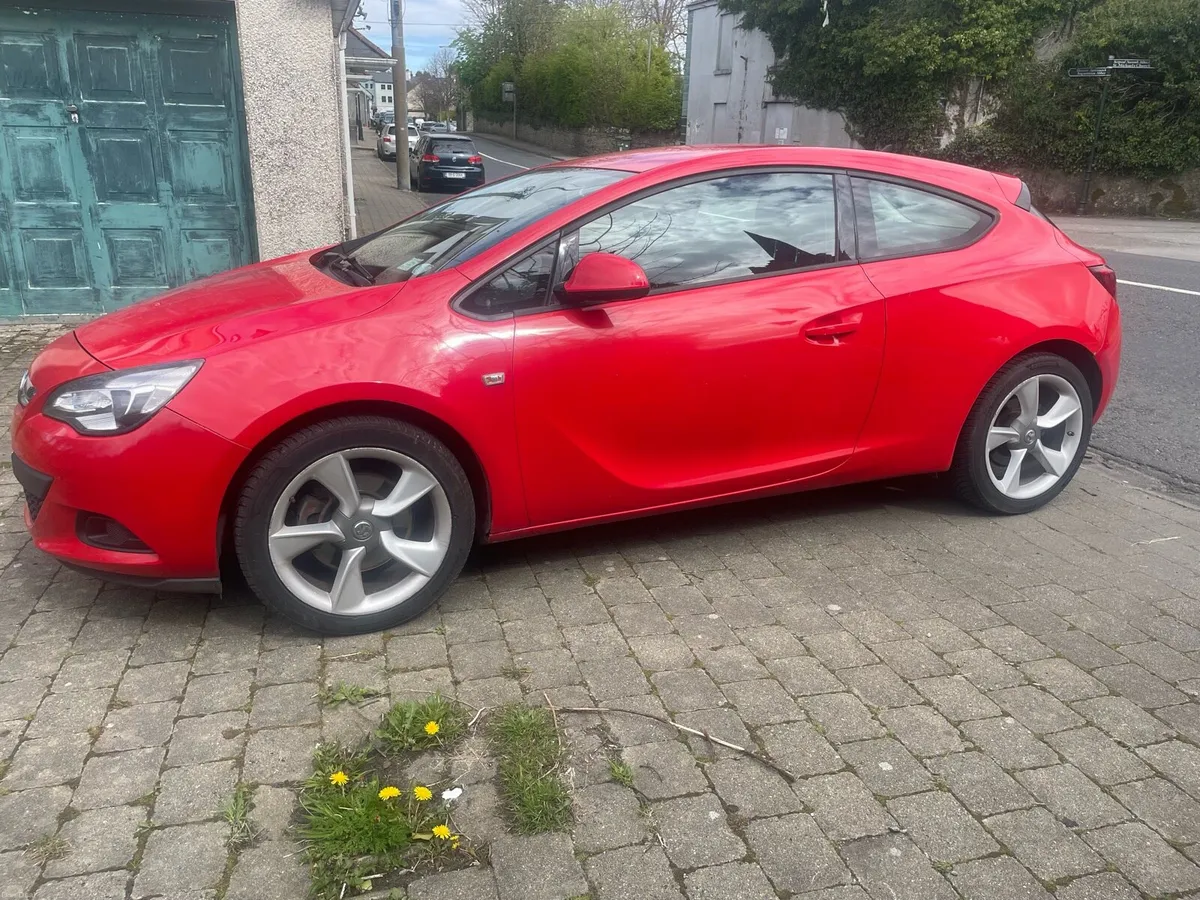 142 Vauxhall Astra GTC turbo sport NCT 12,2026 - Image 2