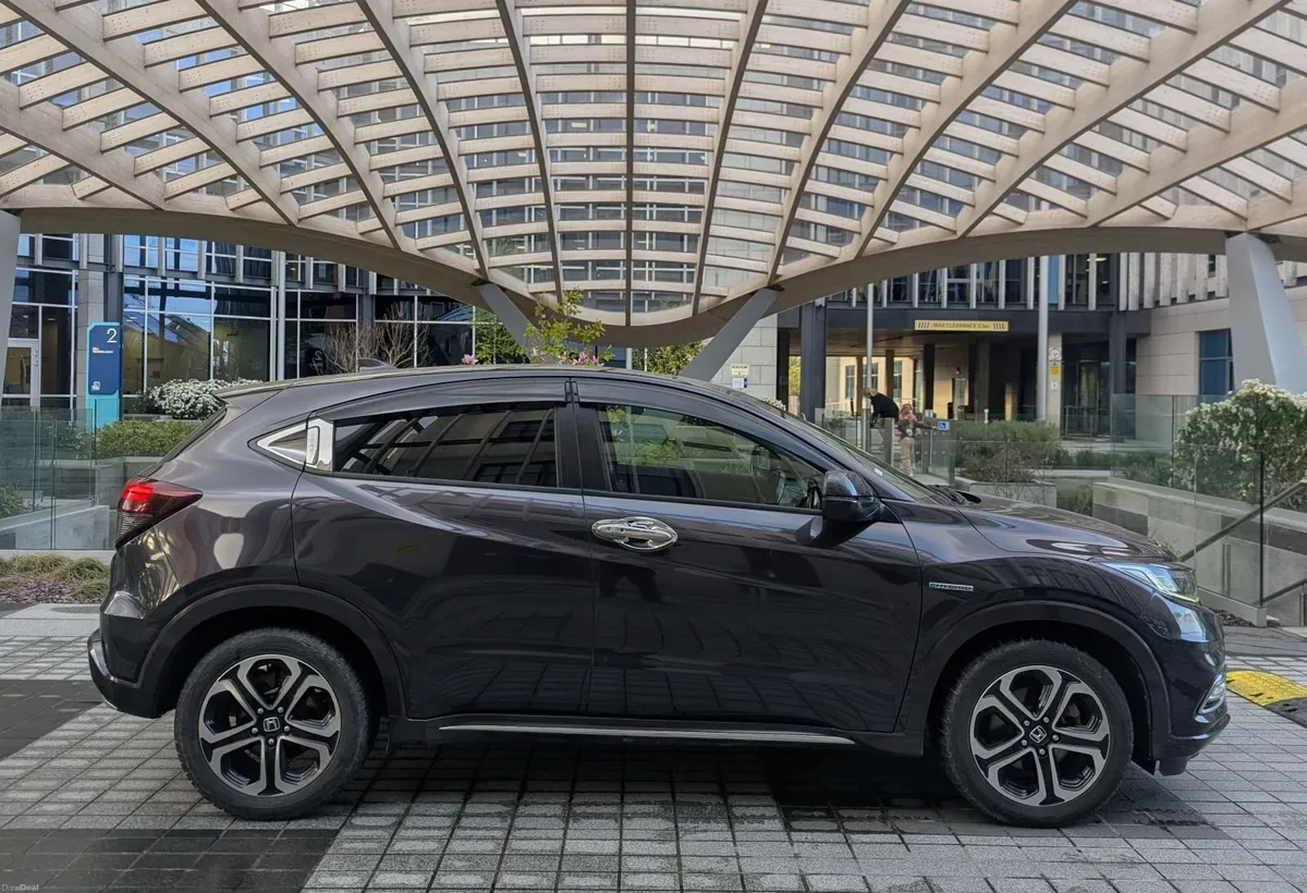 2020 Honda Vezel HRV Auto Hybrid Custom Made AWD - Image 4