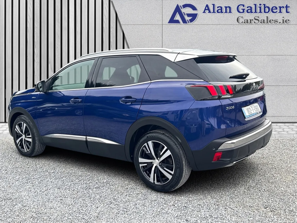 Peugeot 3008 1.5 HDI GT LINE Auto - Image 2