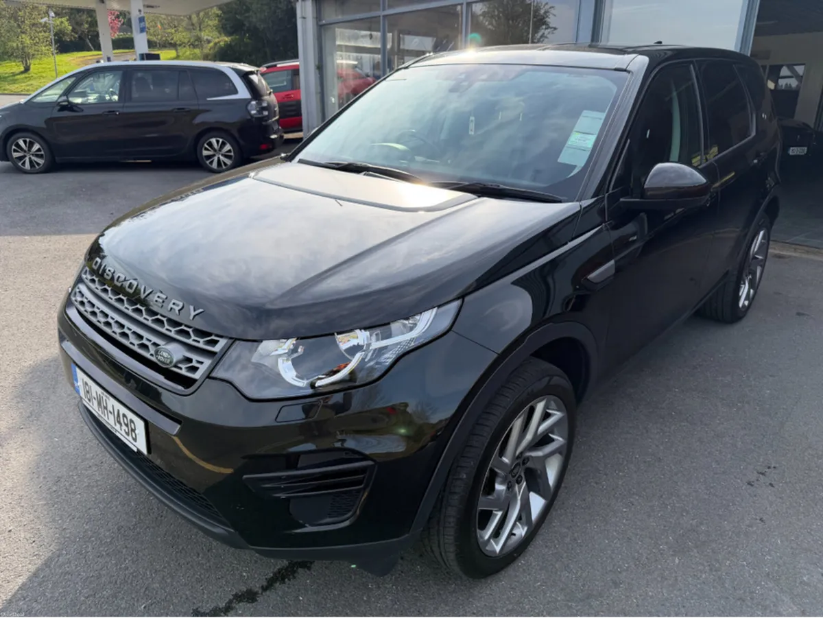 Land Rover Discovery Sport 2.0 TD4 180bhp 4WD 7 SE - Image 4