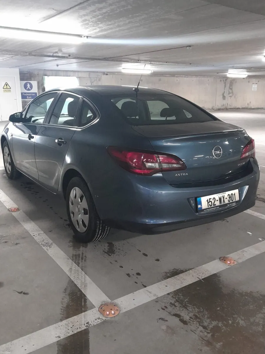 Opel Astra 2015 - Image 4