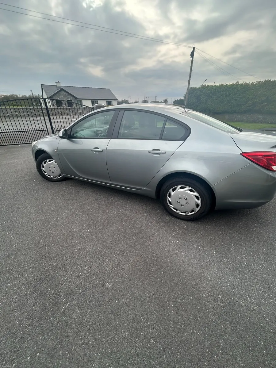 Opel Insignia 2010 - Image 2