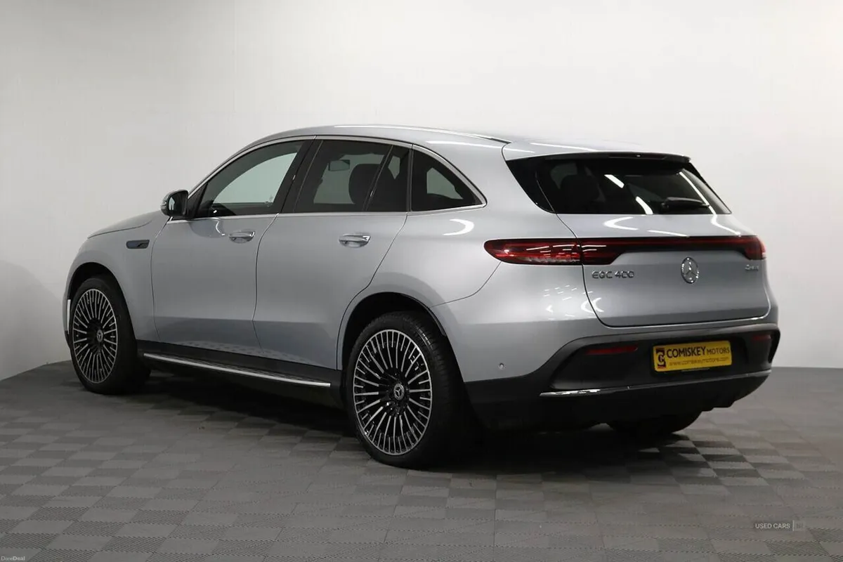 Mercedes-Benz EQC 400 AMG Line - Image 4