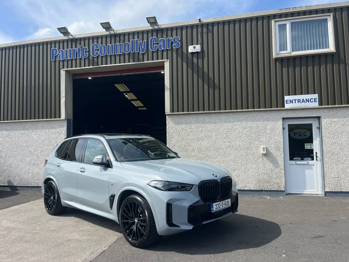 BMW X5 2023**Low kms**Brooklyn grey - Image 1