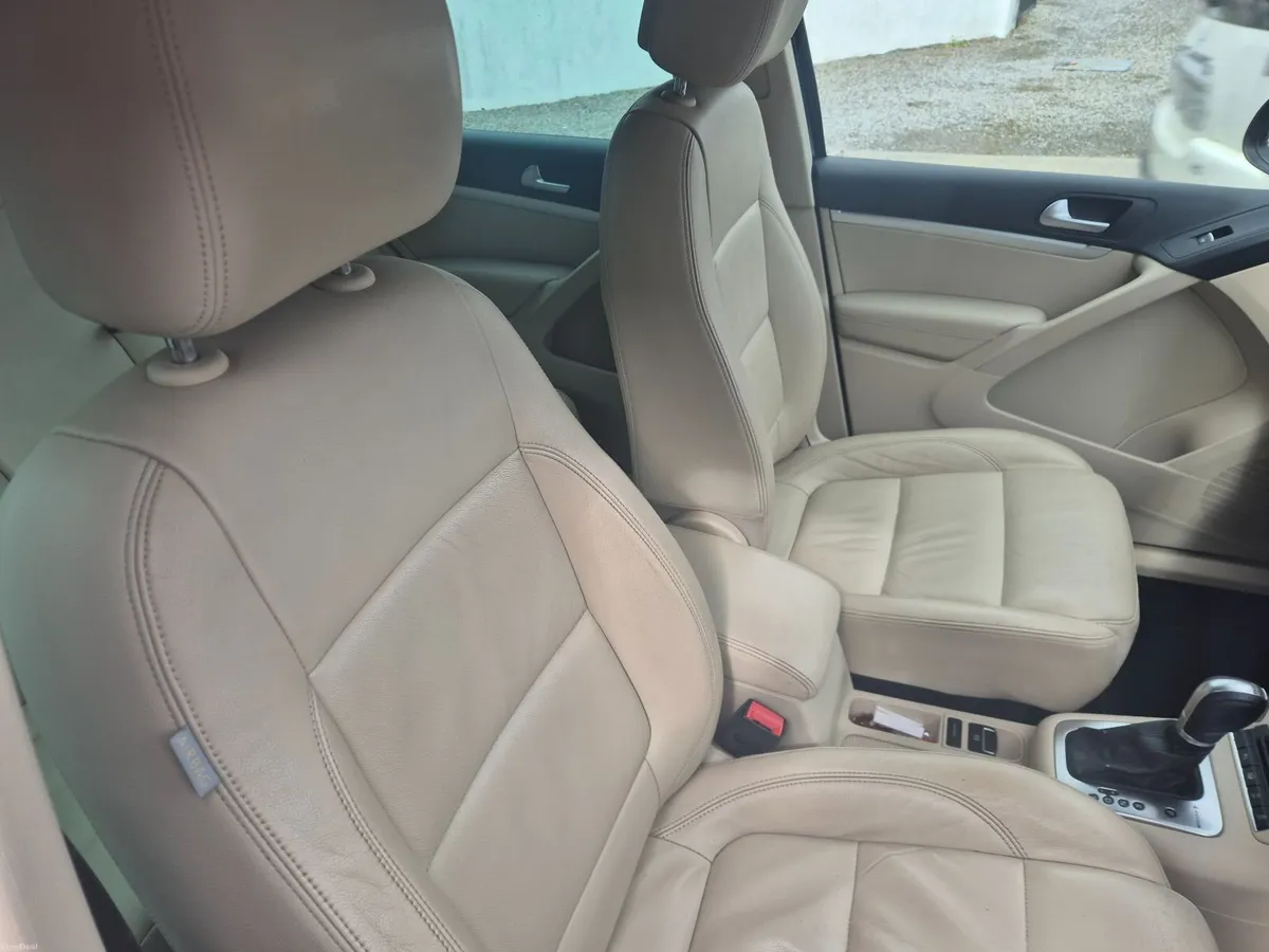 Volkswagen Tiguan 2014 - Image 2