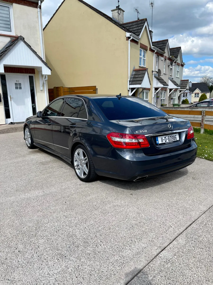 Mercedes E-Class AMG 2011 e350 3L diesel €4900 - Image 2