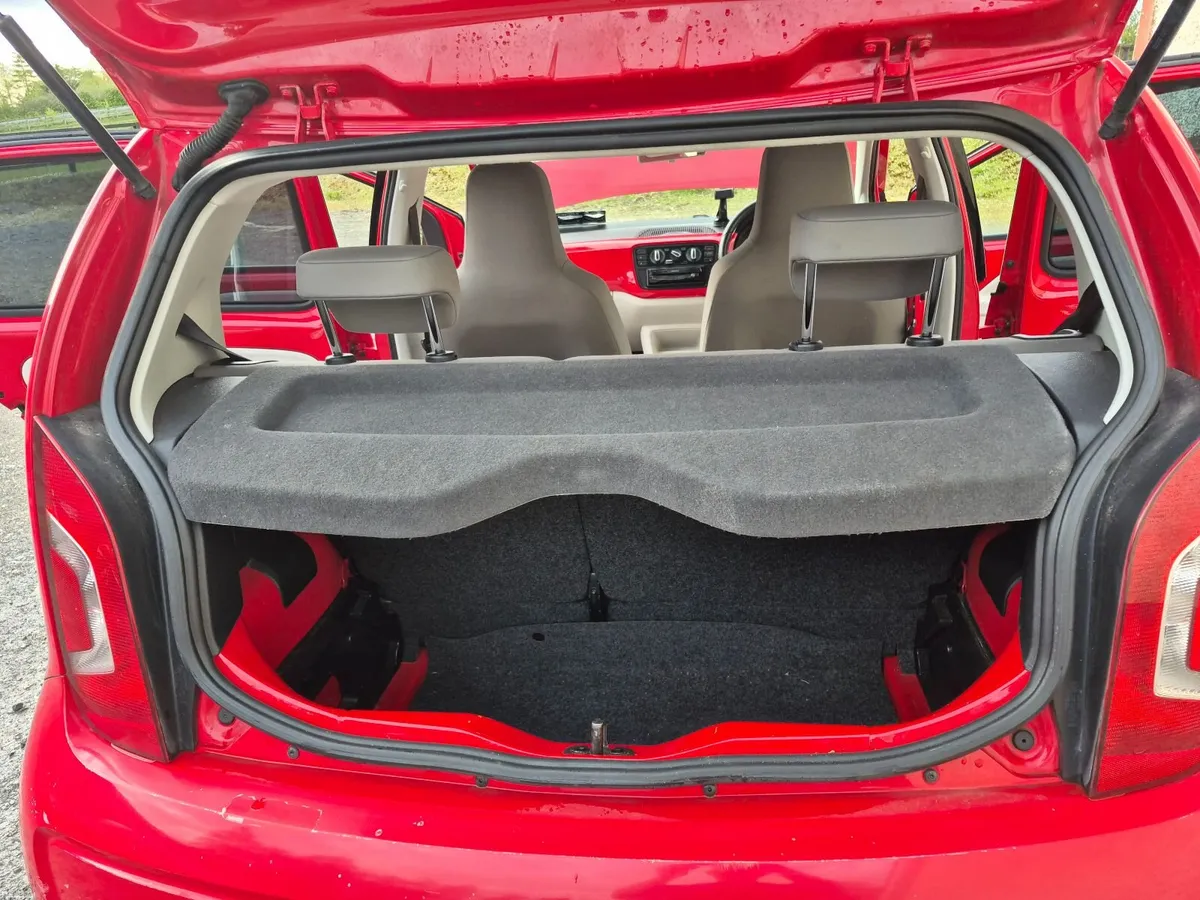 Volkswagen up! 2014 - Image 3