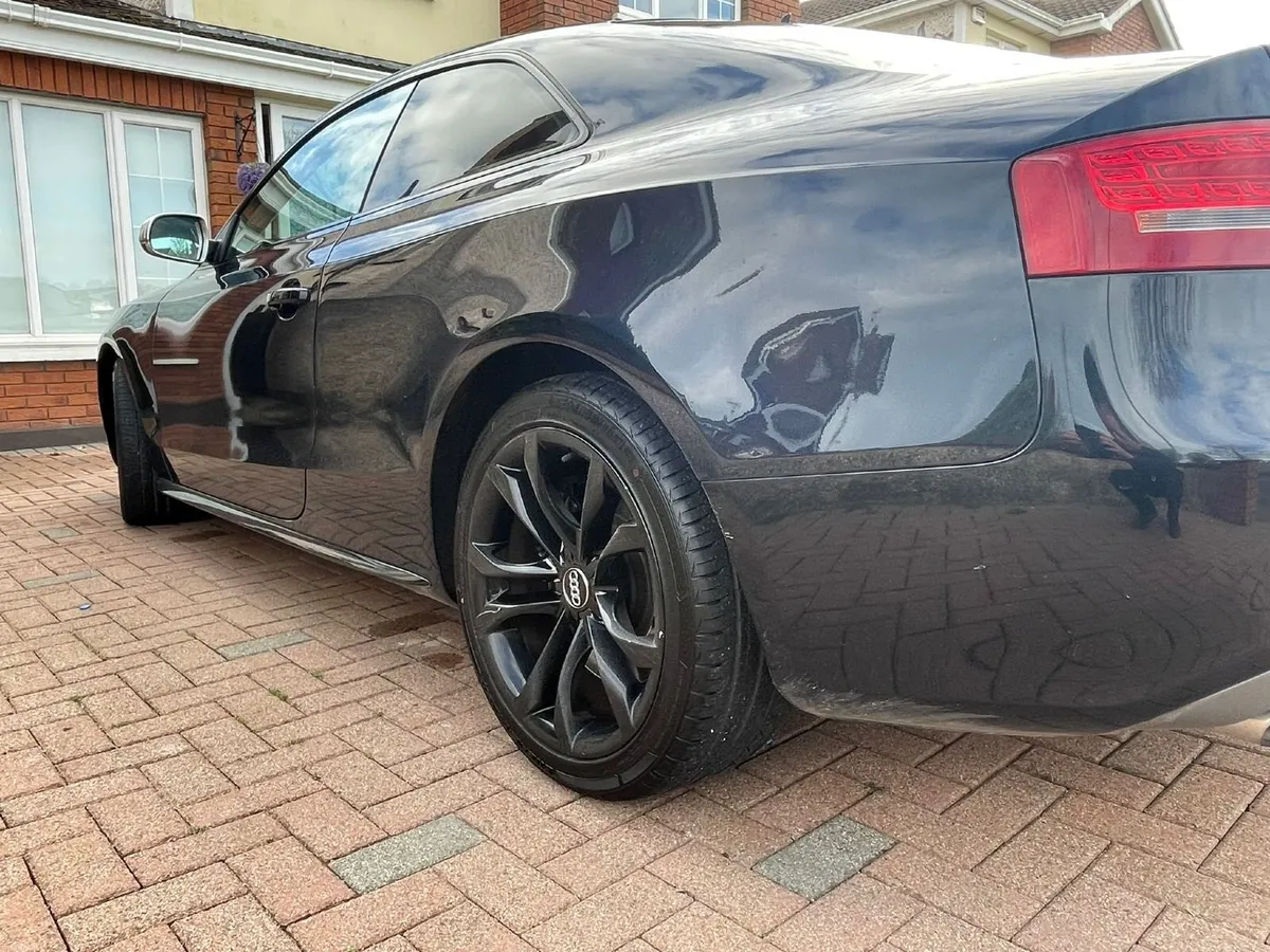 Audi S5 2010 - Image 3