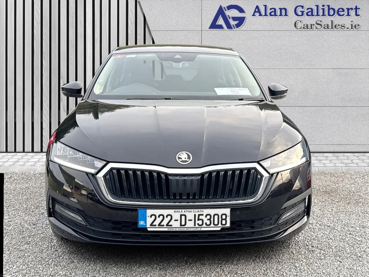 Skoda Octavia AMBITION 2.0 TDI New Model - Image 4