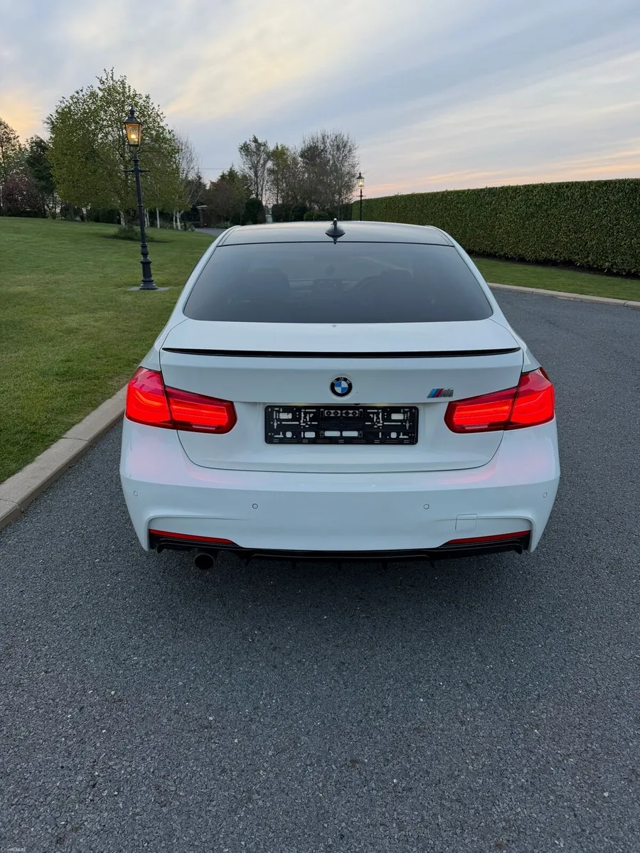 IRISH REG €15995 / 2017 BMW 318d MSPORT - Image 5