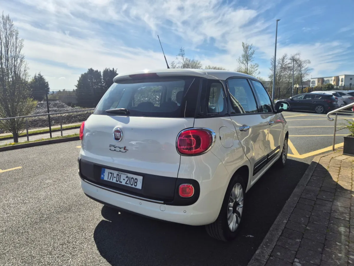 Fiat 500L LOUNGE 1.3 MULTIJET 95BHP - Image 4