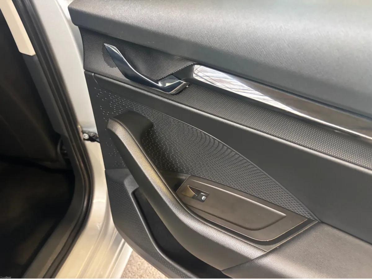 Skoda Octavia AMBITION 1.0 TSI 110 - Image 2